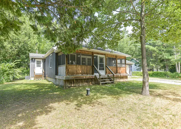 Gravenhurst, ON P0E 1N0,1046 Southwood RD