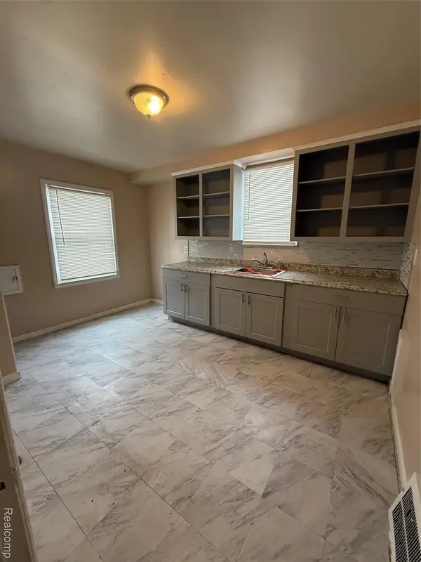 Ecorse, MI 48229,4111 17th ST