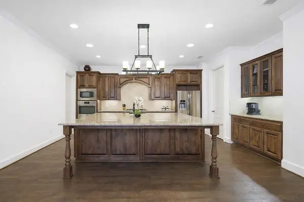 Plano, TX 75024,7113 Underwood Drive