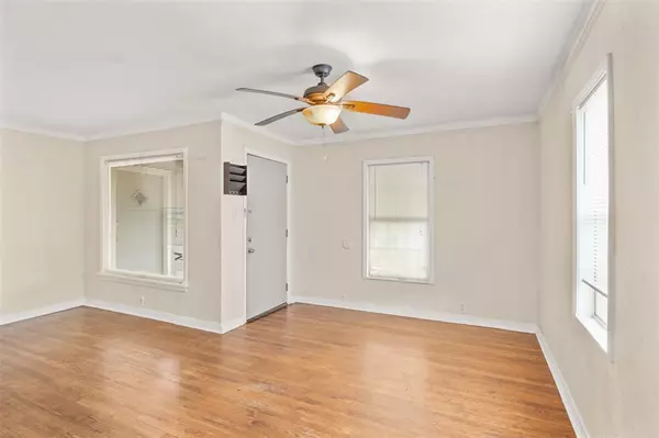 Fort Worth, TX 76112,2837 Meaders Avenue