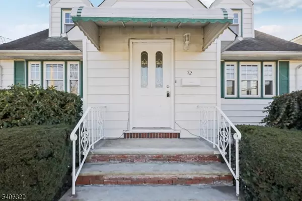 Elmwood Park Boro, NJ 07407,72 Washington Ave