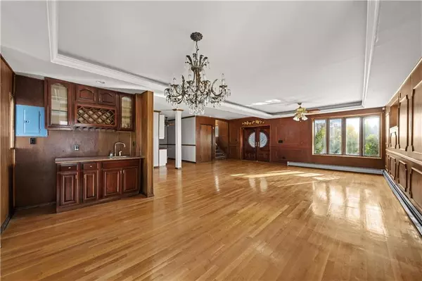 Brooklyn, NY 11220,6660 Ridge BLVD