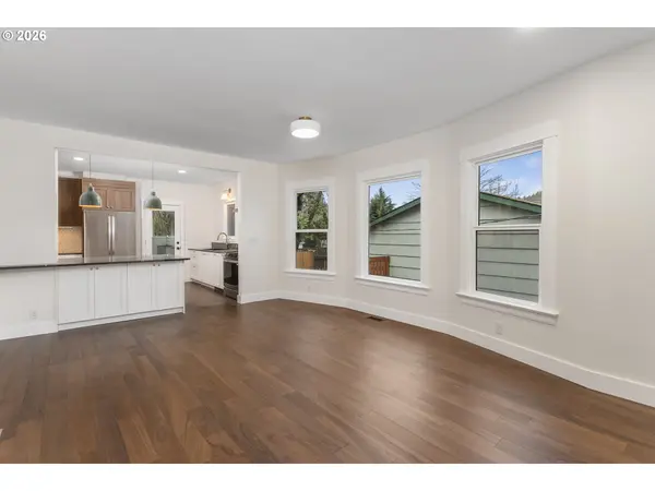 Portland, OR 97215,8130 SE MADISON ST