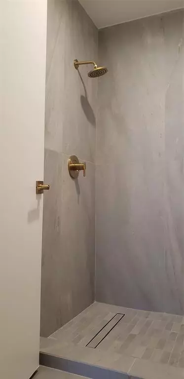 Boca Raton, FL 33496,8166 Springtree Rd #A