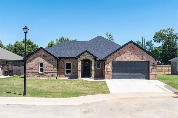 717 Cobblestone Circle, Mabank, TX 75147