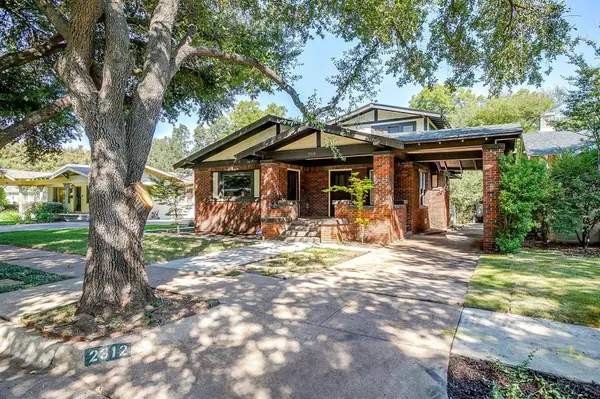 Fort Worth, TX 76110,2312 Mistletoe Avenue