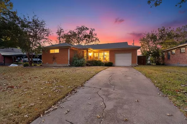 Garland, TX 75042,1411 Oriole Lane