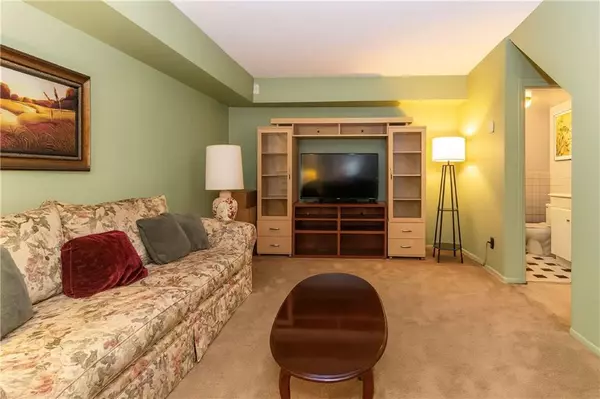 Staten  Island, NY 10304,174 Pierce ST