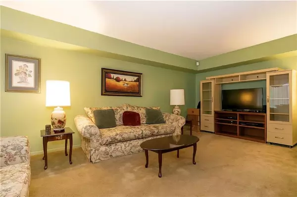 Staten  Island, NY 10304,174 Pierce ST