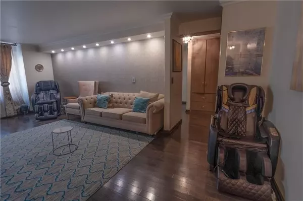 Brooklyn, NY 11224,464 Neptune AVE #3F