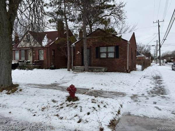 9665 Coyle ST, Detroit, MI 48227