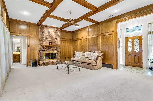 Desoto, TX 75115,1013 Canyon Ridge Drive