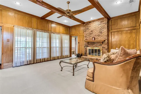 Desoto, TX 75115,1013 Canyon Ridge Drive