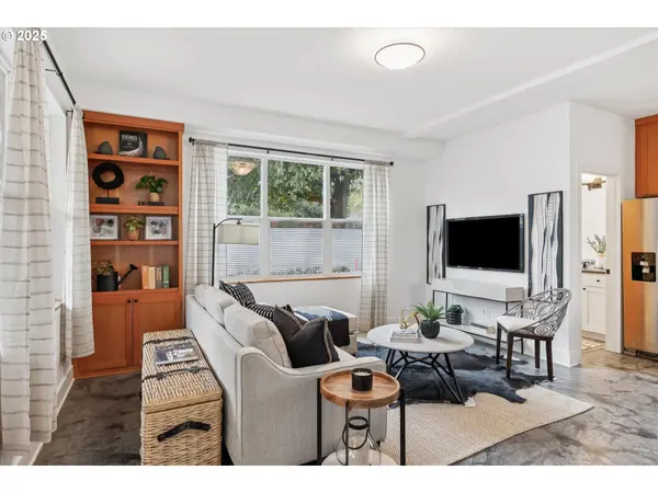 Portland, OR 97211,6443 NE 33RD AVE #B