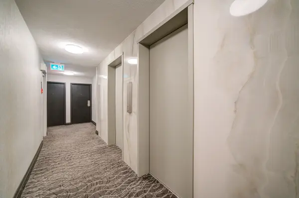 Toronto E05, ON M1T 3N6,2721 Victoria Park AVE #1006