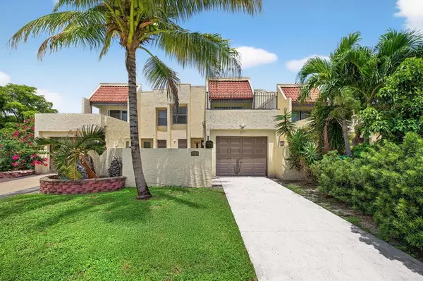 Lauderhill, FL 33313,5717 NW 17th Ct #2