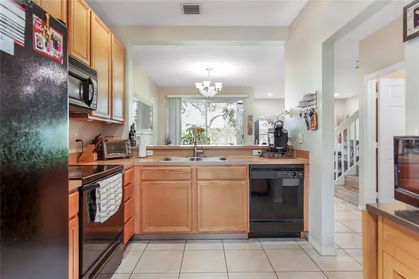 Boynton Beach, FL 33437,6426 Park Lake Cir #6426