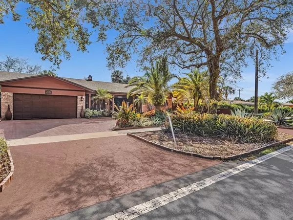 Fort Lauderdale, FL 33308,2116 NE 62nd St