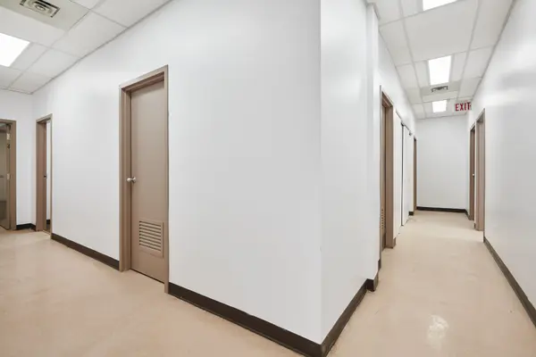 Cornwall, ON K6J 1G3,41 Second ST W #Office Unit 8