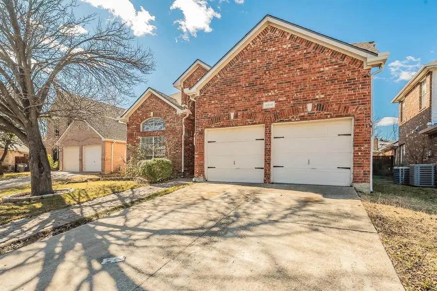 5816 Vista Park Lane, Sachse, TX 75048