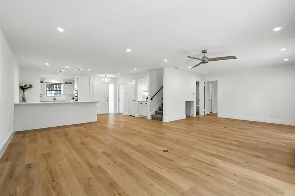 2143 Kessler Court #38, Dallas, TX 75208