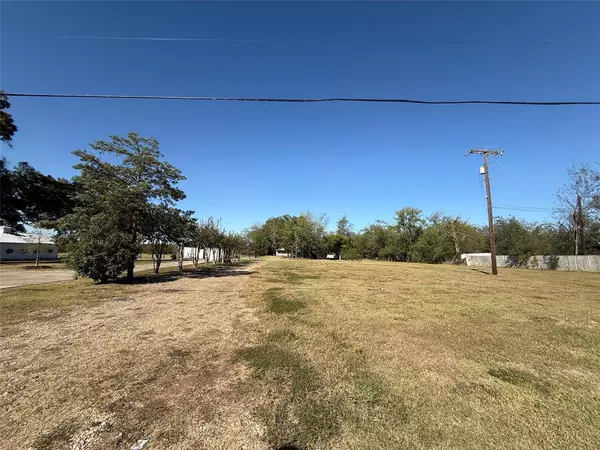 Sulphur Springs, TX 75482,1813 Main Street