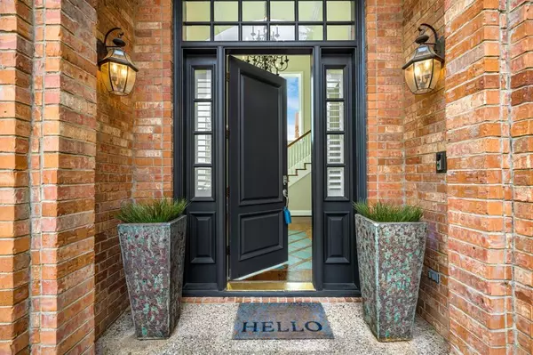 Plano, TX 75093,5972 Campus Court