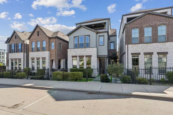 Dallas, TX 75231,7121 Laurel Ridge