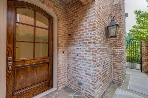 University Park, TX 75205,4334 Emerson Avenue #4334