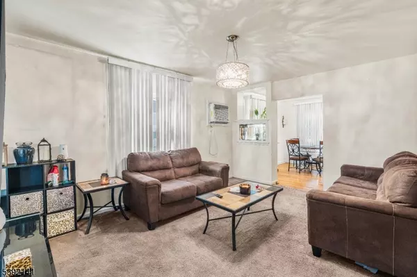 Paterson City, NJ 07514,410 E 26th St