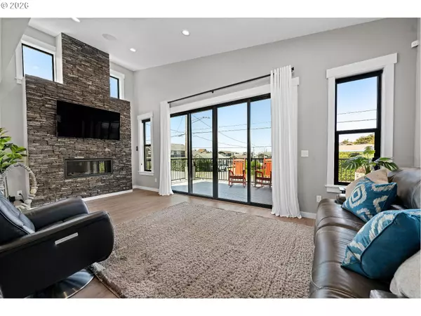 Cannon Beach, OR 97110,2887 S HEMLOCK ST