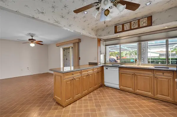 Hollywood, FL 33021,4807 Cleveland St