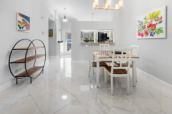 Oakland Park, FL 33309,3068 S Oakland Forest Dr #803