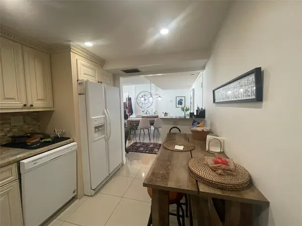 Pompano Beach, FL 33062,525 N Ocean Blvd #1422