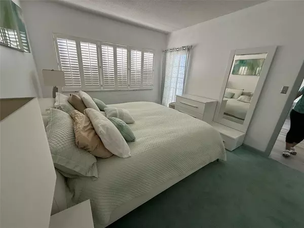 Lauderdale By The Sea, FL 33308,4117 N Bougainvilla Dr #415