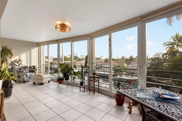 Fort Lauderdale, FL 33308,3050 NE 47th Ct #205