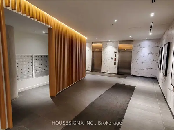 Toronto W04, ON M6A 0A9,160 Flemington RD #1202