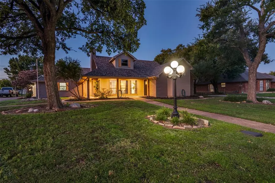 2209 Vicksburg Drive, Sachse, TX 75048