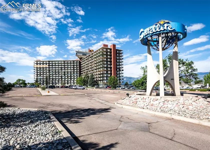 411 Lakewood CIR #A506, Colorado Springs, CO 80910