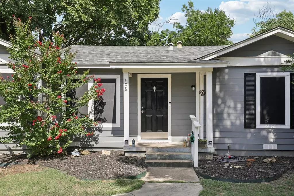 Hurst, TX 76053,408 Harrison Lane