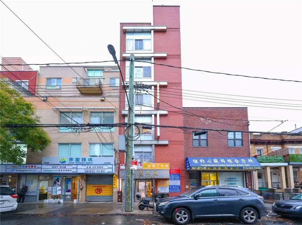 Brooklyn, NY 11220,829 57th ST #3