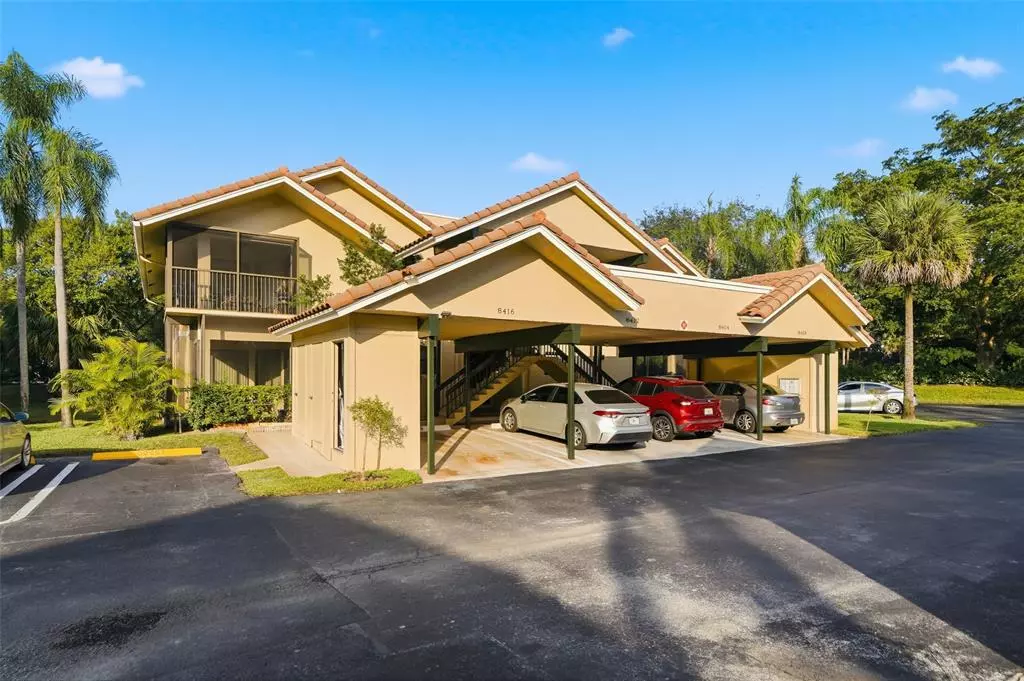 Coral Springs, FL 33071,8412 Shadow Ct #8412