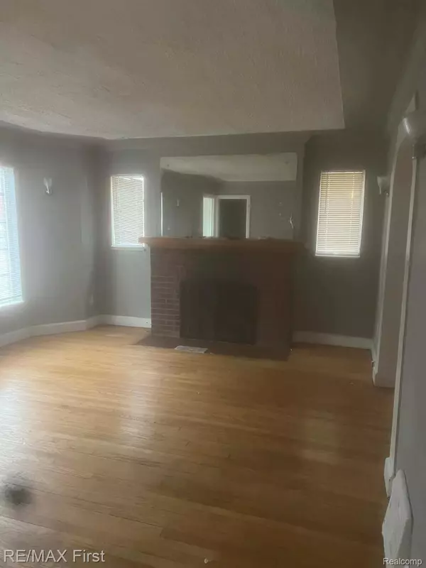 Detroit, MI 48227,14338 Lauder ST