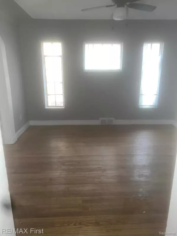 Detroit, MI 48227,14338 Lauder ST