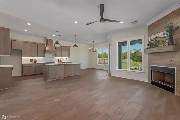 Bossier City, LA 71111,923 Chisolm Trail