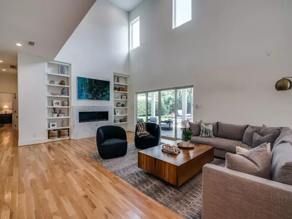 Dallas, TX 75230,6452 Lavendale Avenue