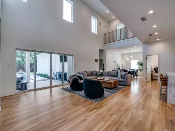 Dallas, TX 75230,6452 Lavendale Avenue