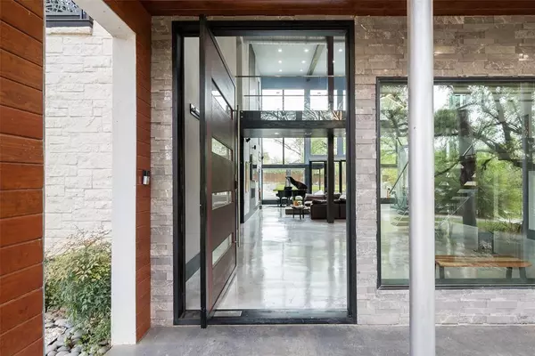 Dallas, TX 75230,6766 Northaven Road