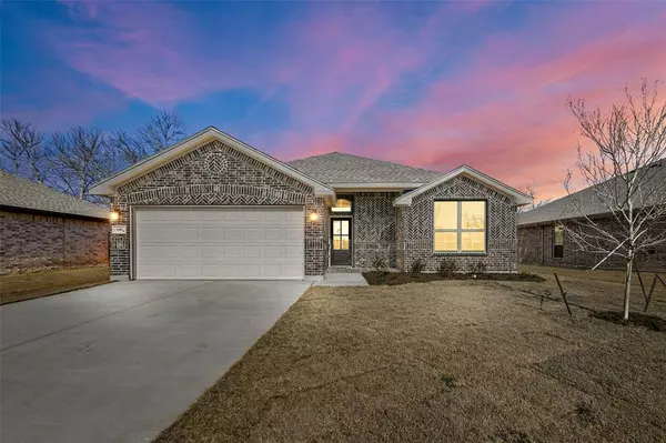 Cleburne, TX 76033,1102 Holly Street