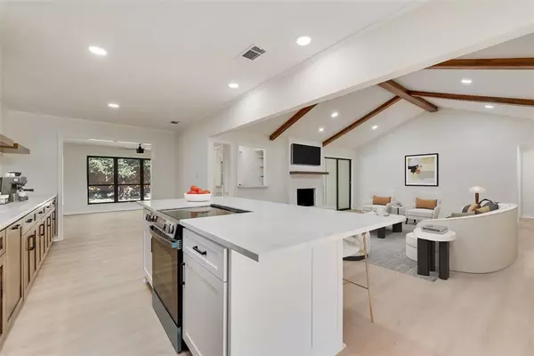 Rockwall, TX 75032,5813 Yacht Club Drive